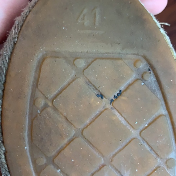 RARE iconic Black Chanel espadrilles - Picture 9 of 9